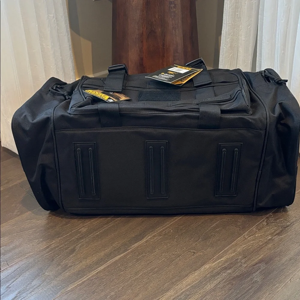 Highland Tactical Winchester Duffle,Molle Webbing,removable straps,compartments